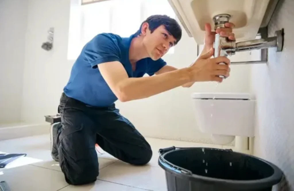 How to Handle Emergency Plumbing Situations